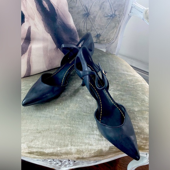 Enzo Angiolini Ankle Strap Black Heels - Picture 3 of 8